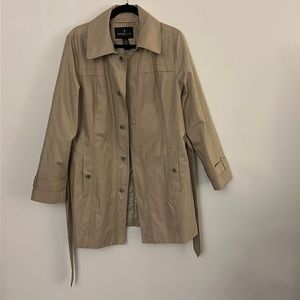 London Fog size L women’s trench coat